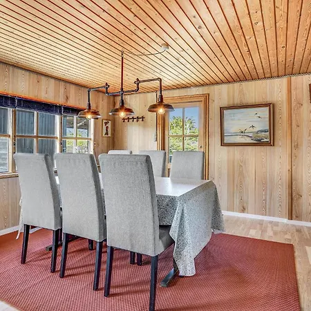 Feriehus Awesome In With Wifi *